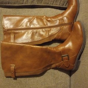 Women's brown ankle strap buckle accent stacked heel zip up writing boot 8